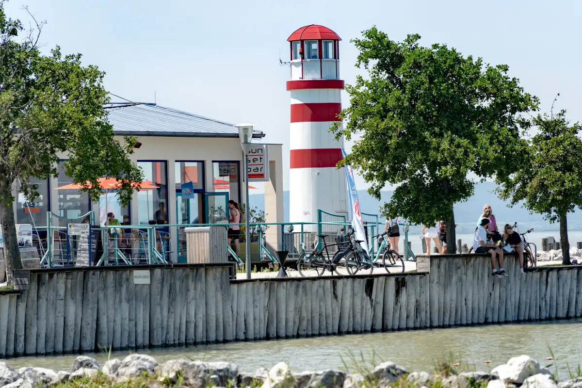 Neusiedler See lakeside beach – Podersdorf am See, Austria – travel photography – Jamelix.eu